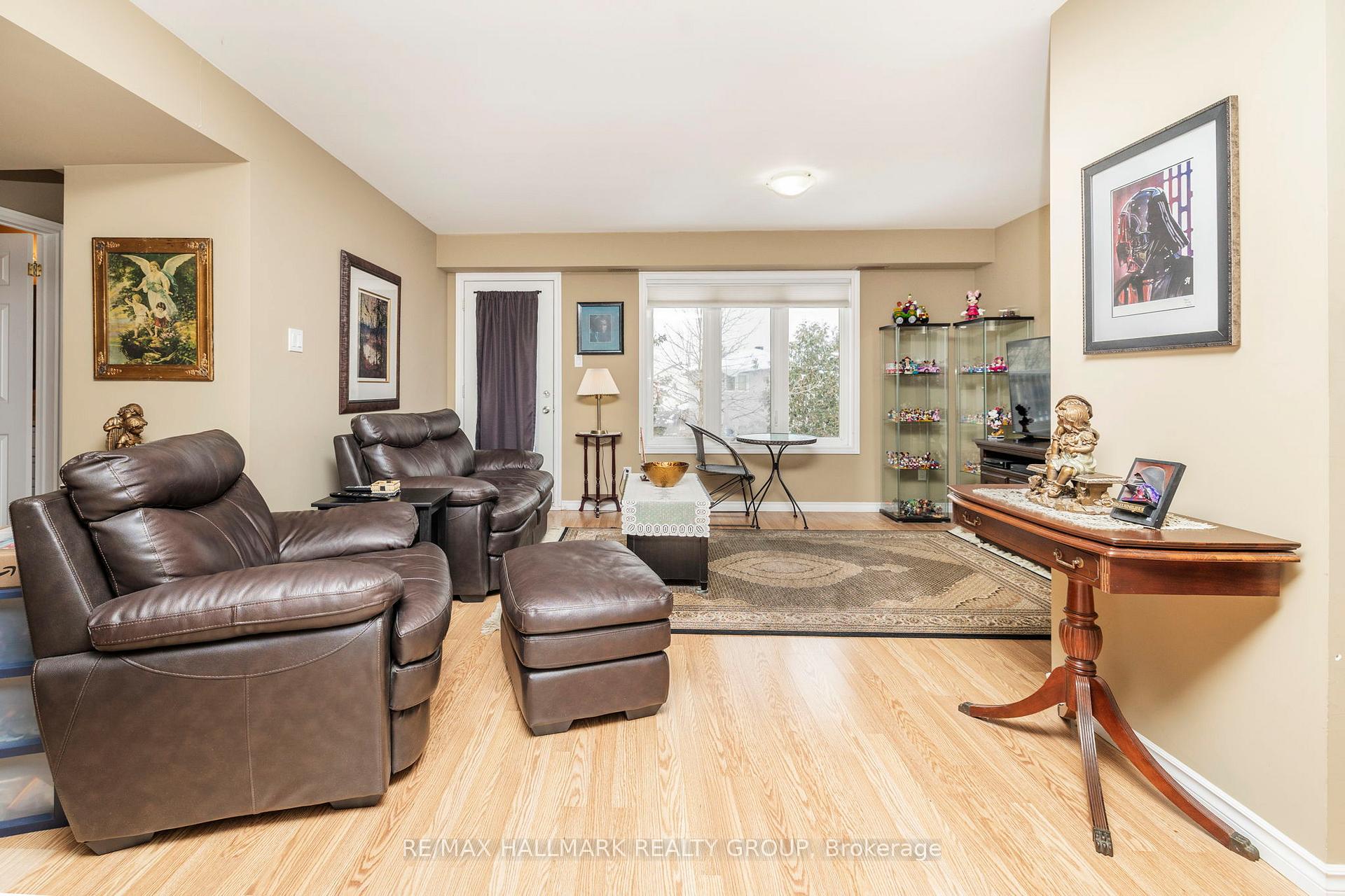Photo 14 of 1796 Dumas Street, Ottawa, Chateauneuf — HOMEH
