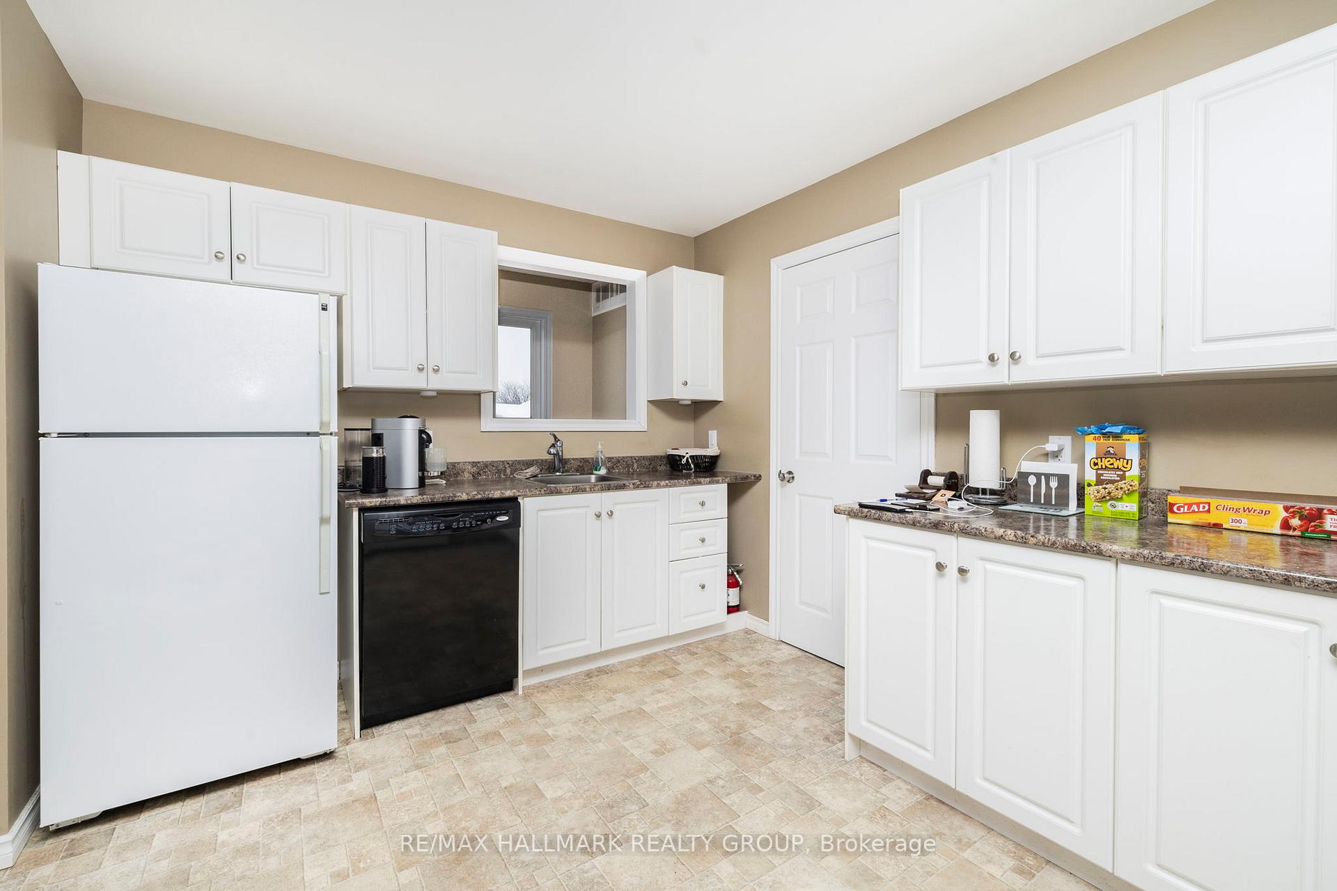 Photo 21 of 1796 Dumas Street, Ottawa, Chateauneuf — HOMEH