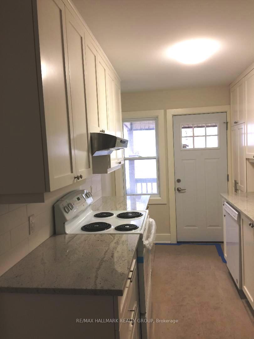 Photo 3 of 568 Gladstone Avenue, Ottawa, Ottawa Centre — HOMEH