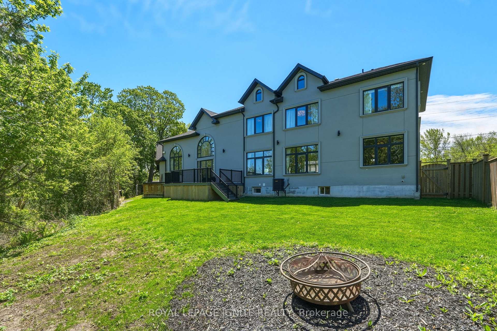 Photo 46 of 1690 Highway 2 Road, Clarington, Courtice — HOMEH