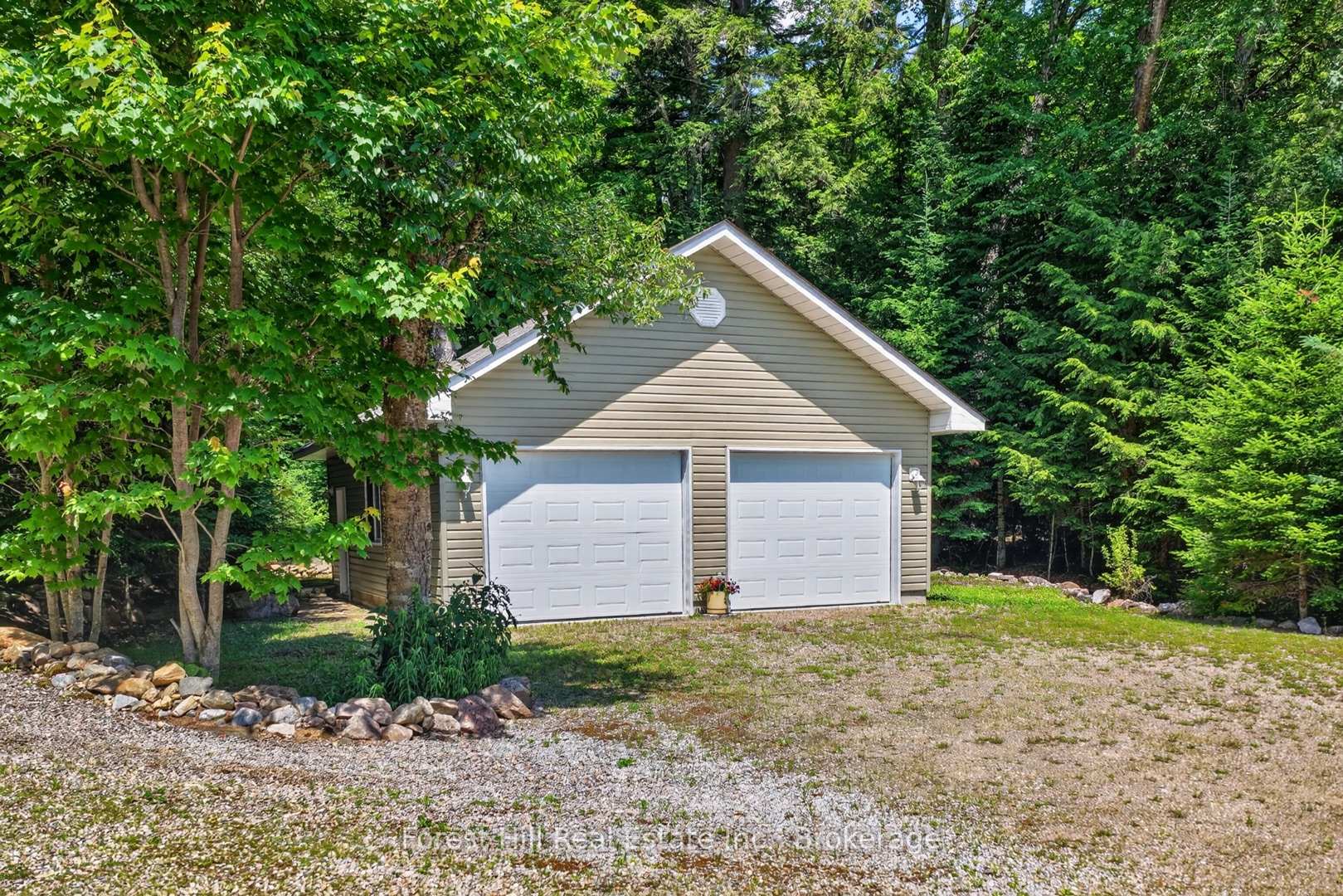 Photo 35 of 1291 Creighton Drive, Algonquin Highlands, Livingstone — HOMEH