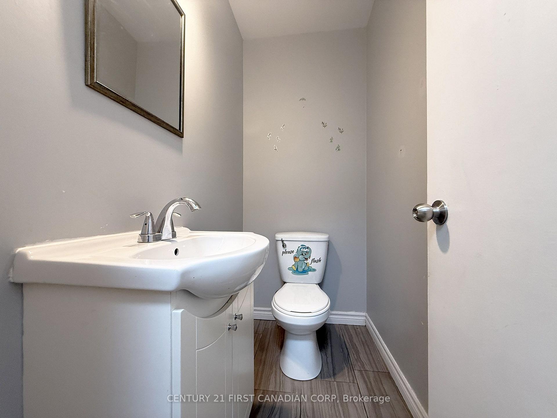 Photo 8 of 105 Patience Crescent, London, South X — HOMEH