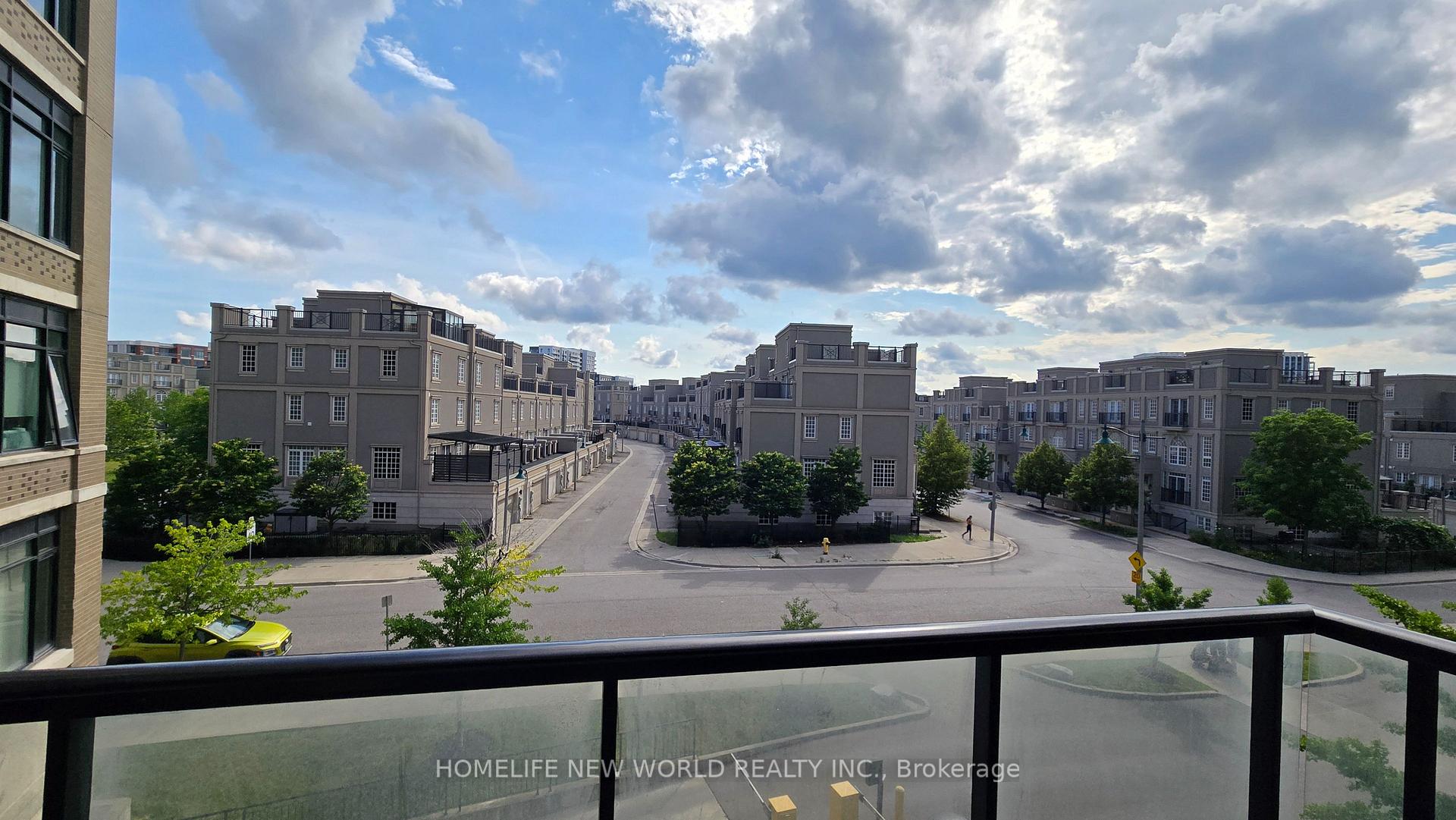 Photo 8 of Unit 302, 131 Upper Duke Crescent, Markham, Unionville — HOMEH