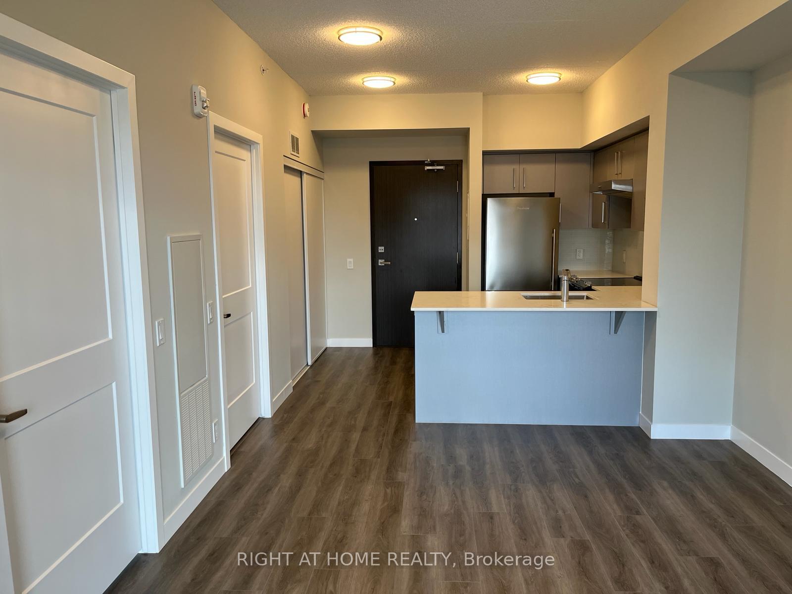 Photo 2 of Unit 1713, 15 Queen Street S, Hamilton, Central — HOMEH