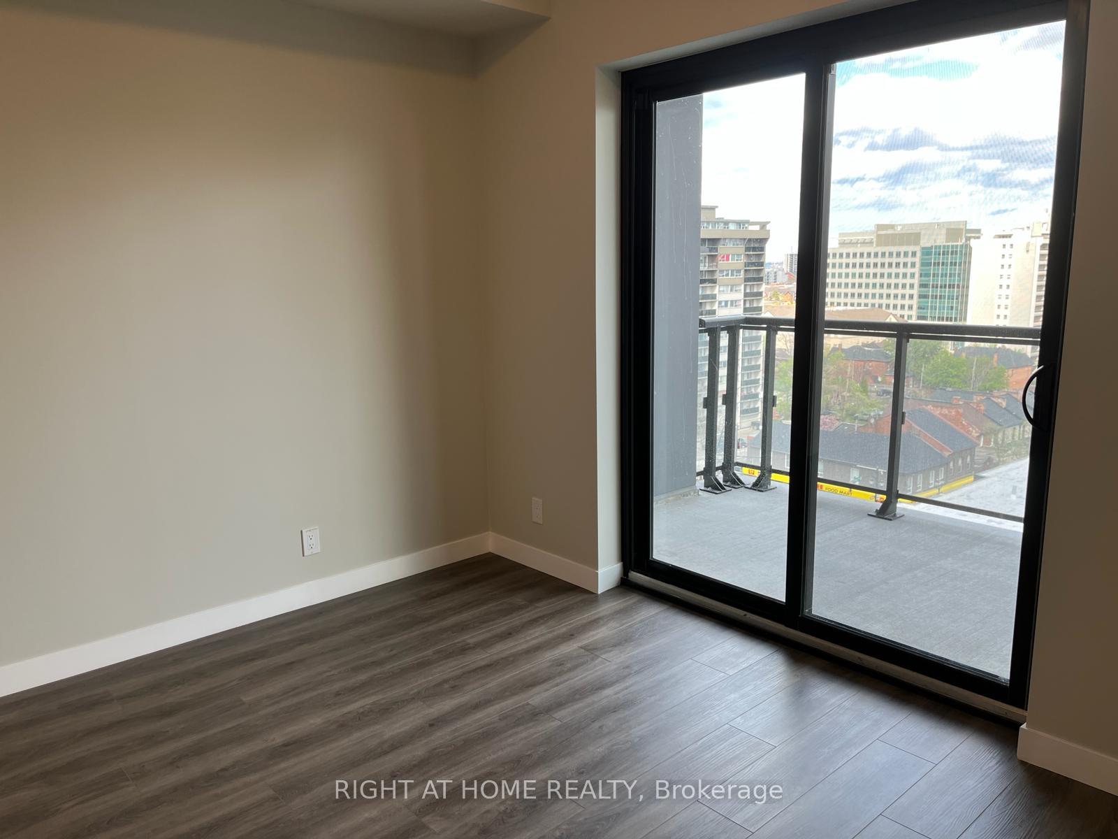 Photo 8 of Unit 1713, 15 Queen Street S, Hamilton, Central — HOMEH