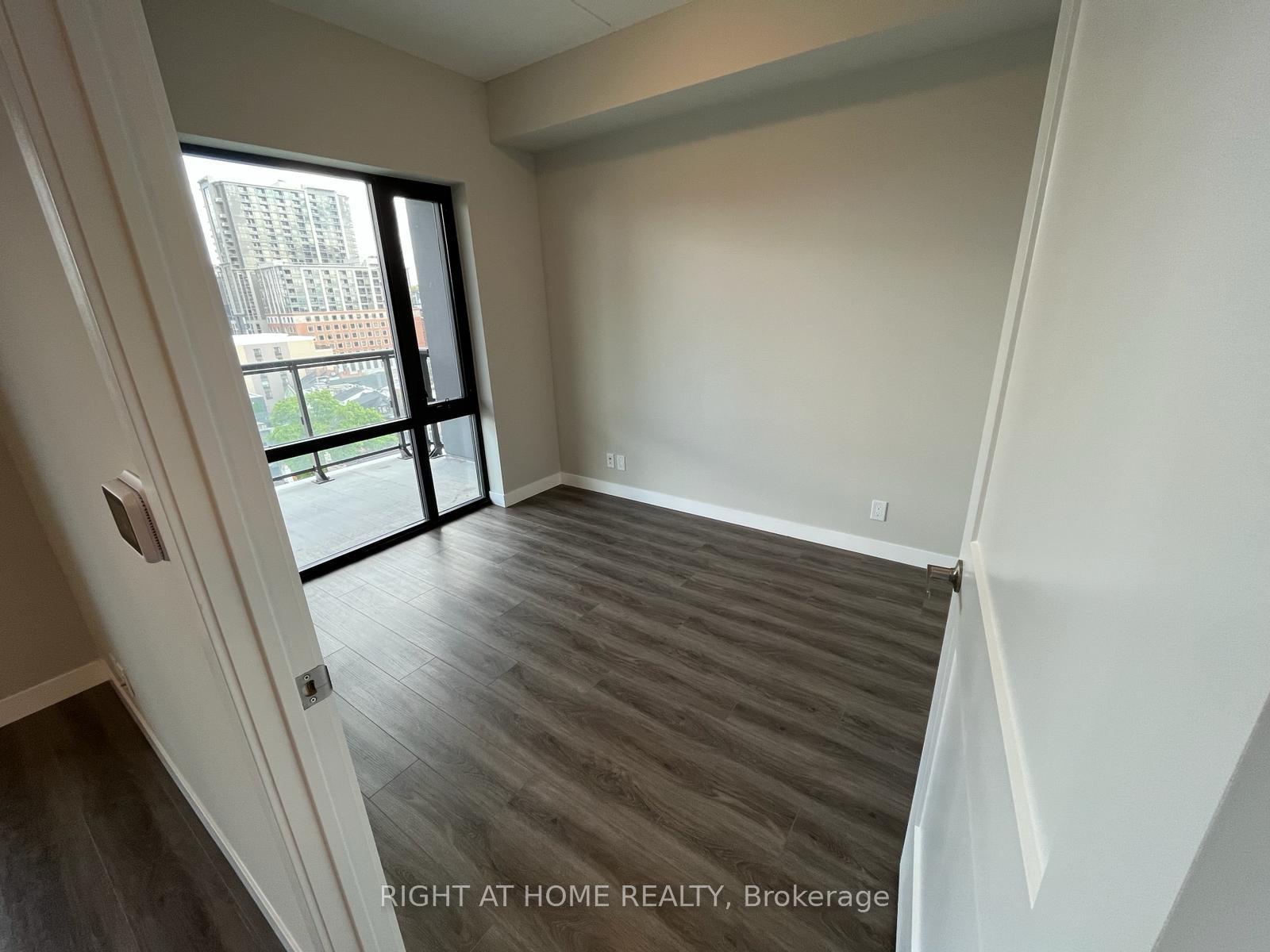 Photo 9 of Unit 1713, 15 Queen Street S, Hamilton, Central — HOMEH