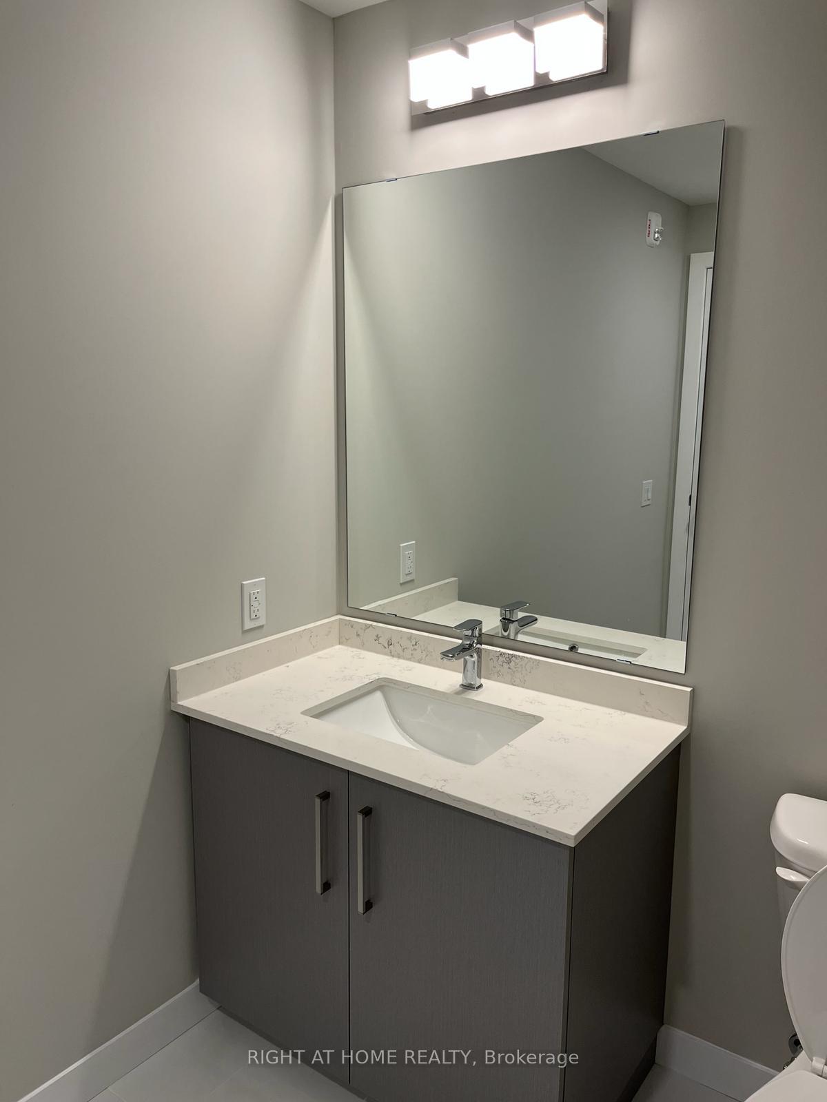 Photo 18 of Unit 1713, 15 Queen Street S, Hamilton, Central — HOMEH