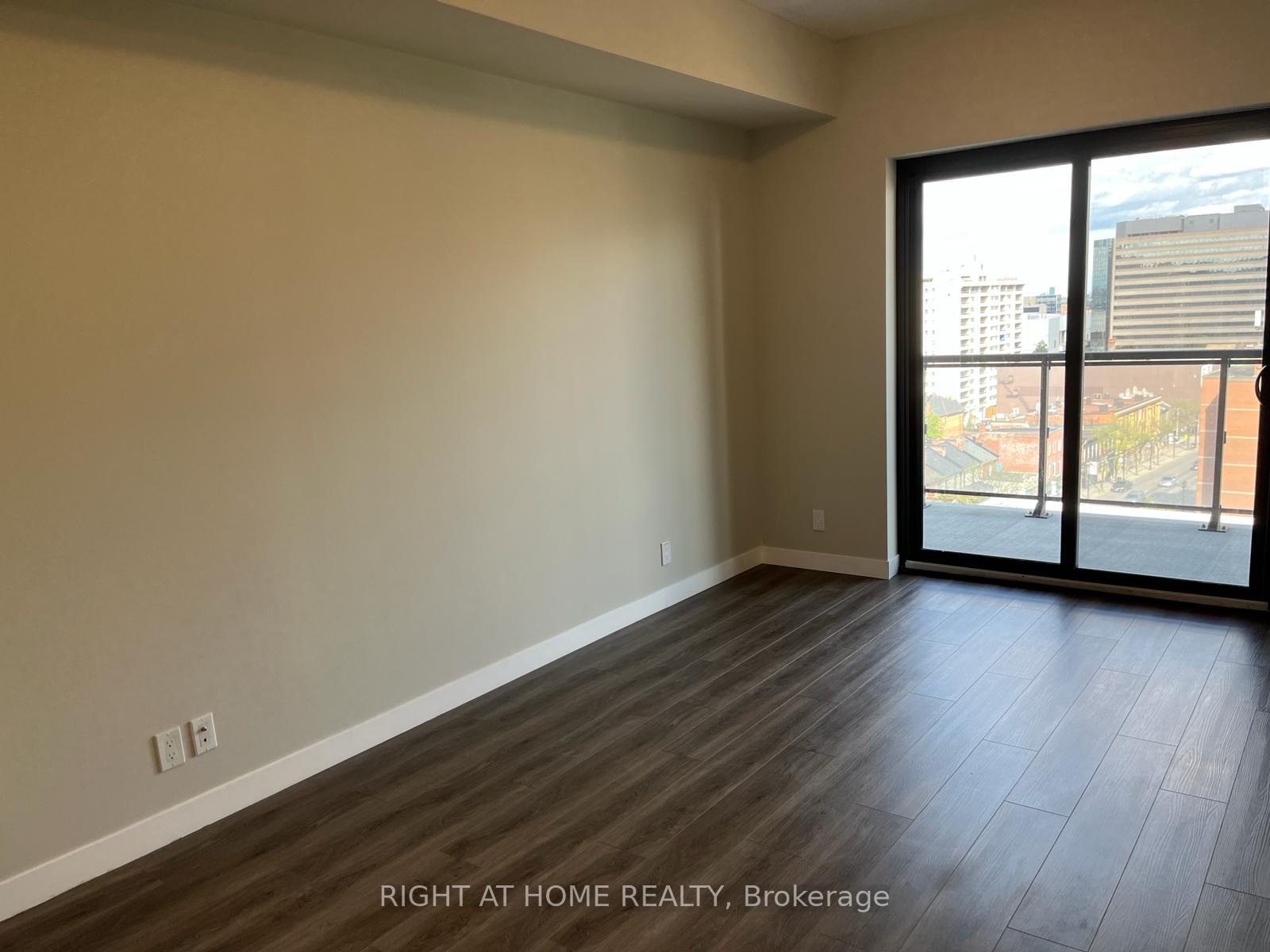 Photo 22 of Unit 1713, 15 Queen Street S, Hamilton, Central — HOMEH