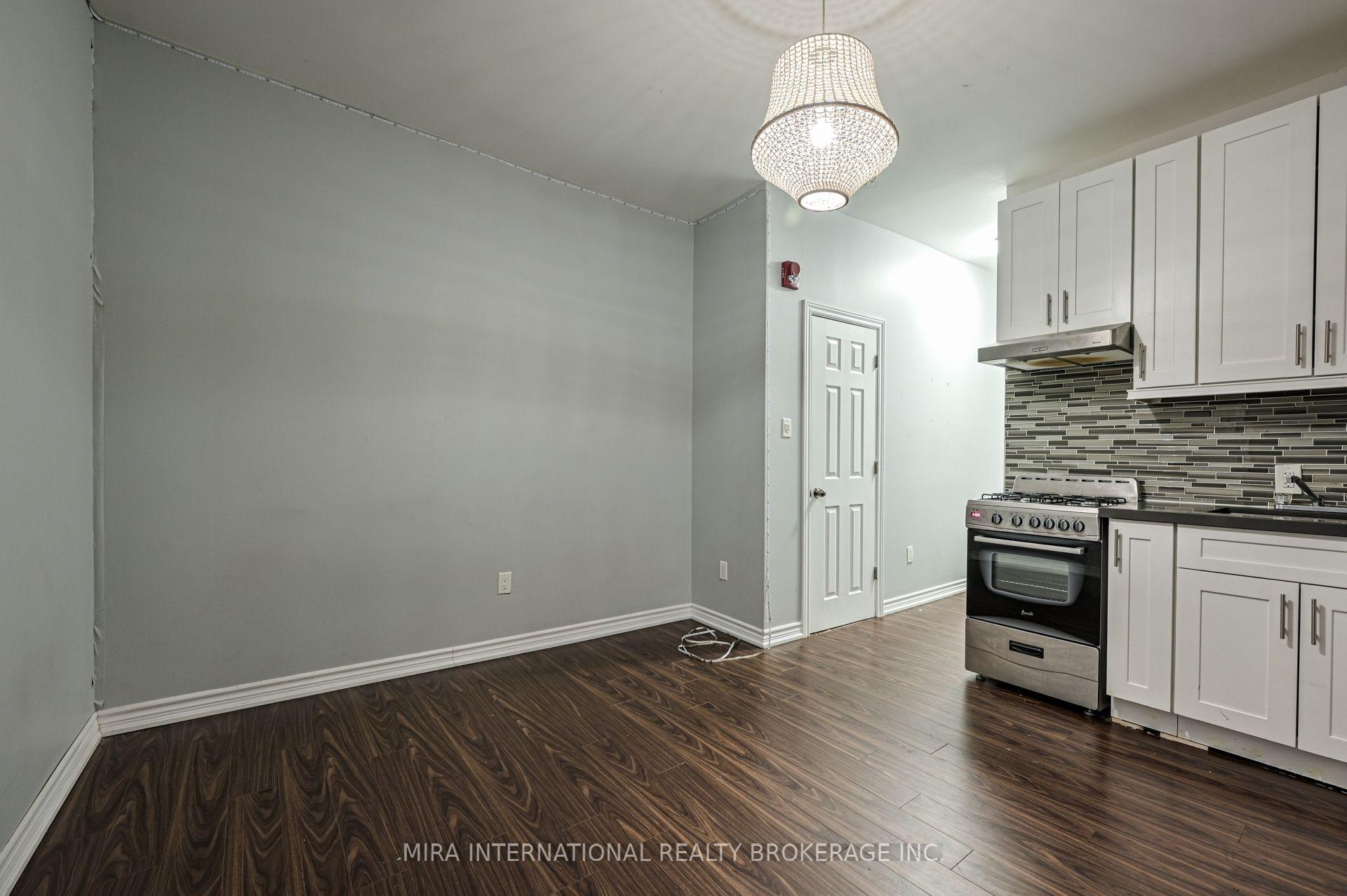 Photo 5 of Unit 102, 70 Melbourne Avenue, Toronto, South Parkdale — HOMEH