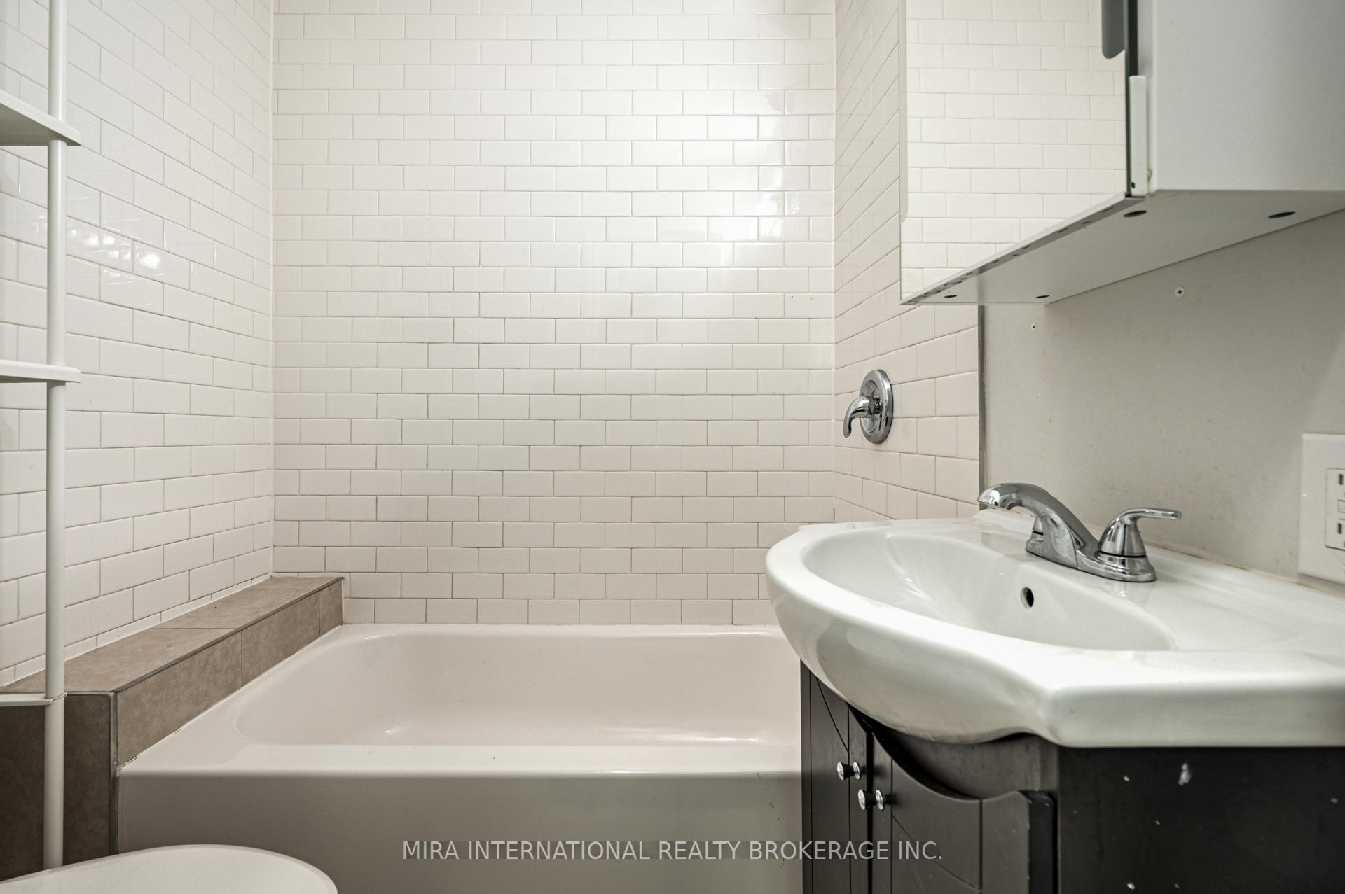 Photo 6 of Unit 102, 70 Melbourne Avenue, Toronto, South Parkdale — HOMEH