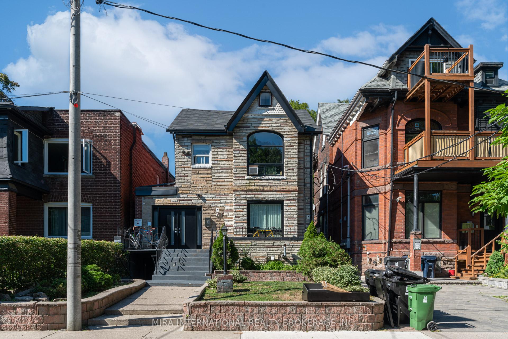 Front of Unit 105, 70 Melbourne Avenue