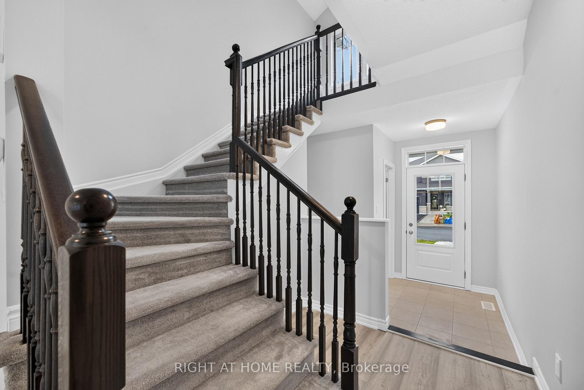 Photo 22 of 263 Sweetvalley Drive, Ottawa, Avalon West — HOMEH
