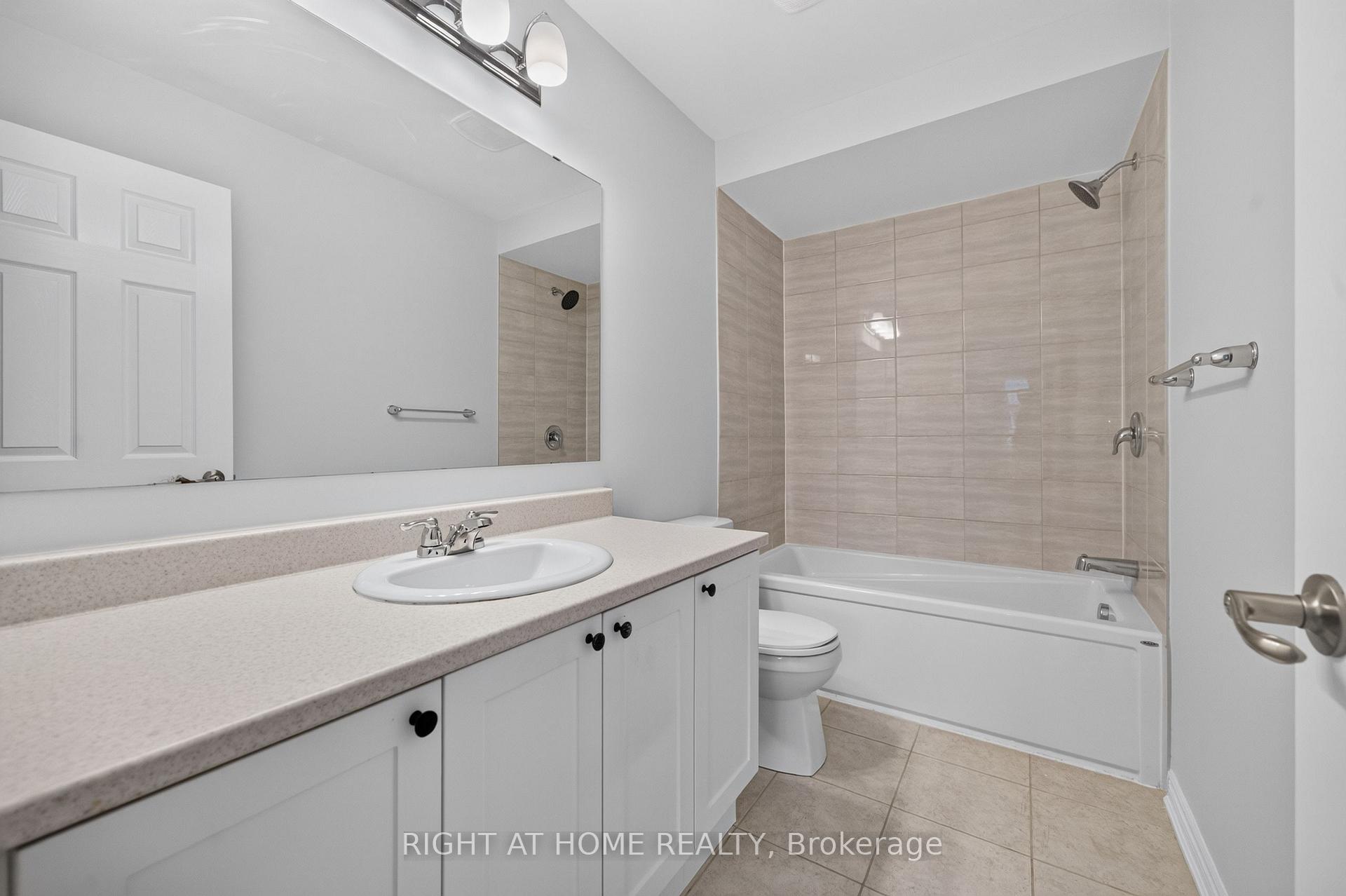 Photo 28 of 263 Sweetvalley Drive, Ottawa, Avalon West — HOMEH