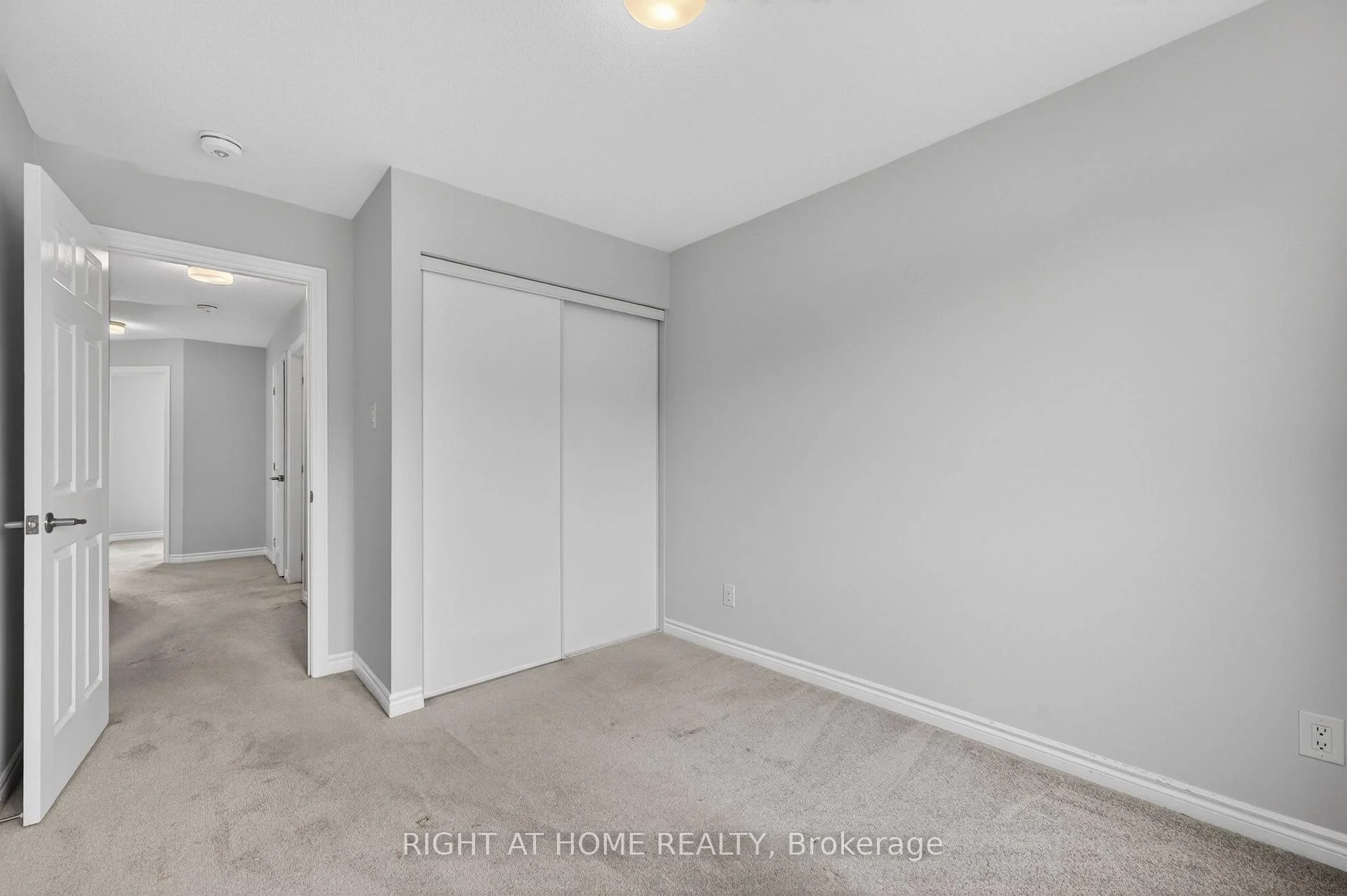 Photo 65 of 263 Sweetvalley Drive, Ottawa, Avalon West — HOMEH