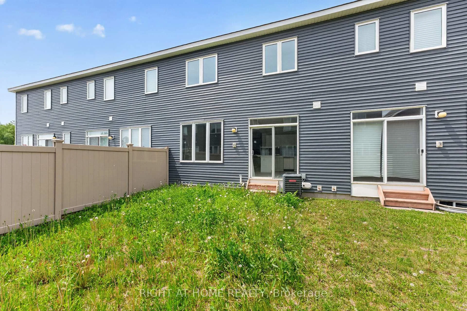 Photo 73 of 263 Sweetvalley Drive, Ottawa, Avalon West — HOMEH
