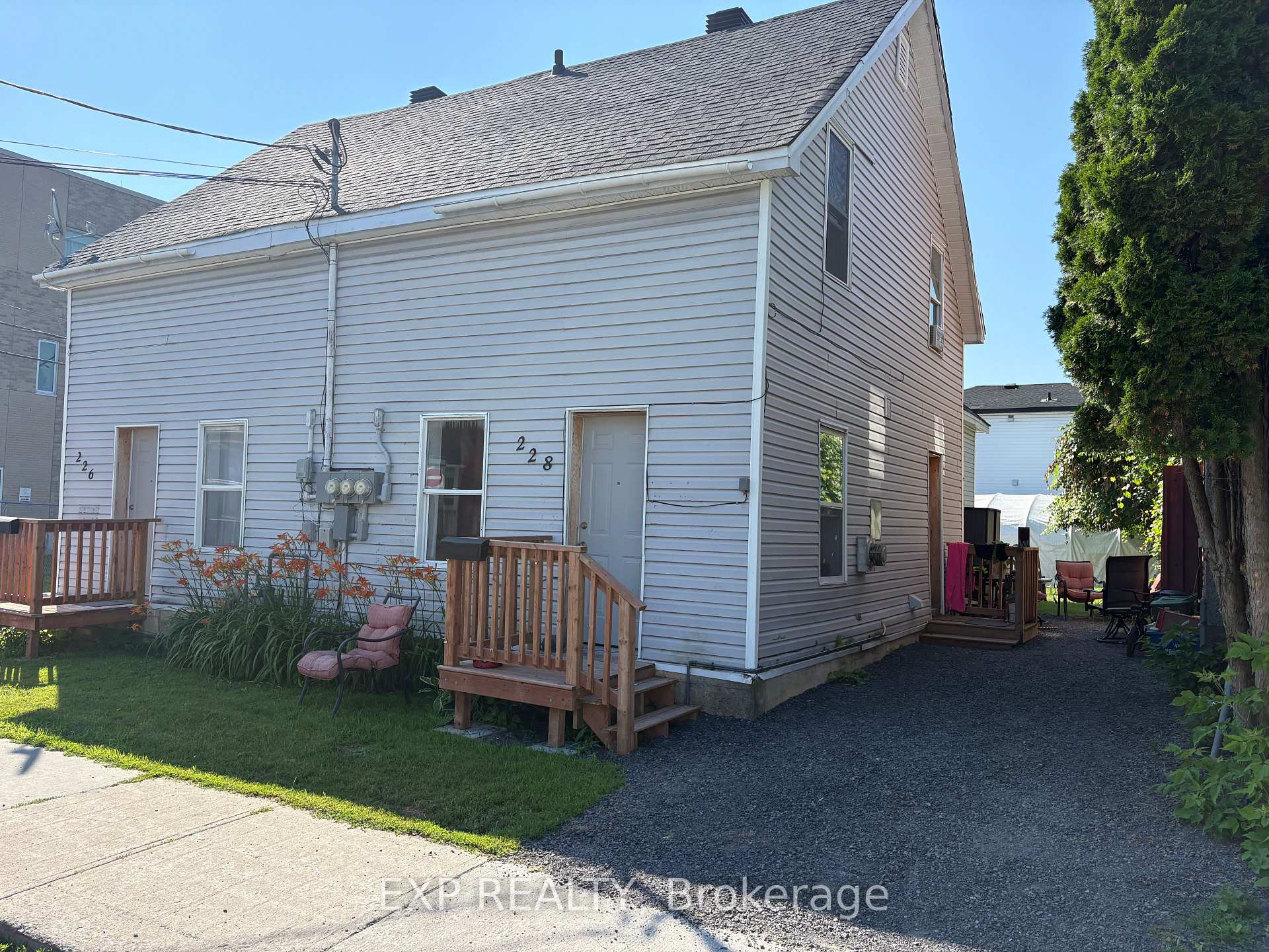 Photo 1 of 228 First Street W, Cornwall, Cornwall — HOMEH