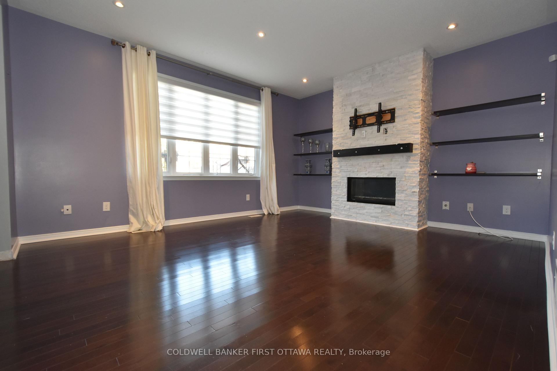 Photo 6 of 413 Blackleaf Drive, Ottawa, Barrhaven - Stonebridge — HOMEH