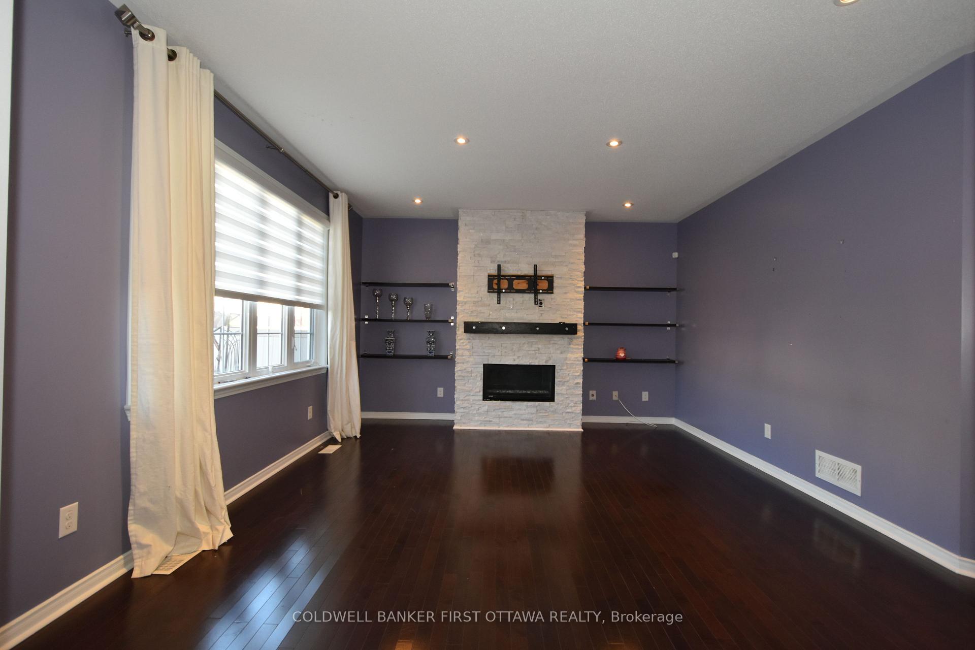 Photo 10 of 413 Blackleaf Drive, Ottawa, Barrhaven - Stonebridge — HOMEH
