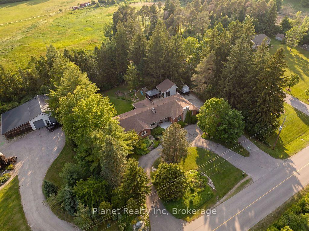 Photo 3 of 4426 Side Road 10, Puslinch, Crieff/Aikensville/Killean — HOMEH