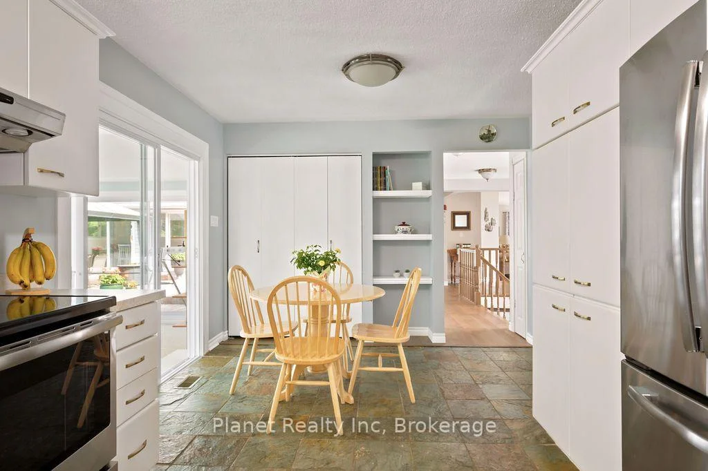 Photo 16 of 4426 Side Road 10, Puslinch, Crieff/Aikensville/Killean — HOMEH