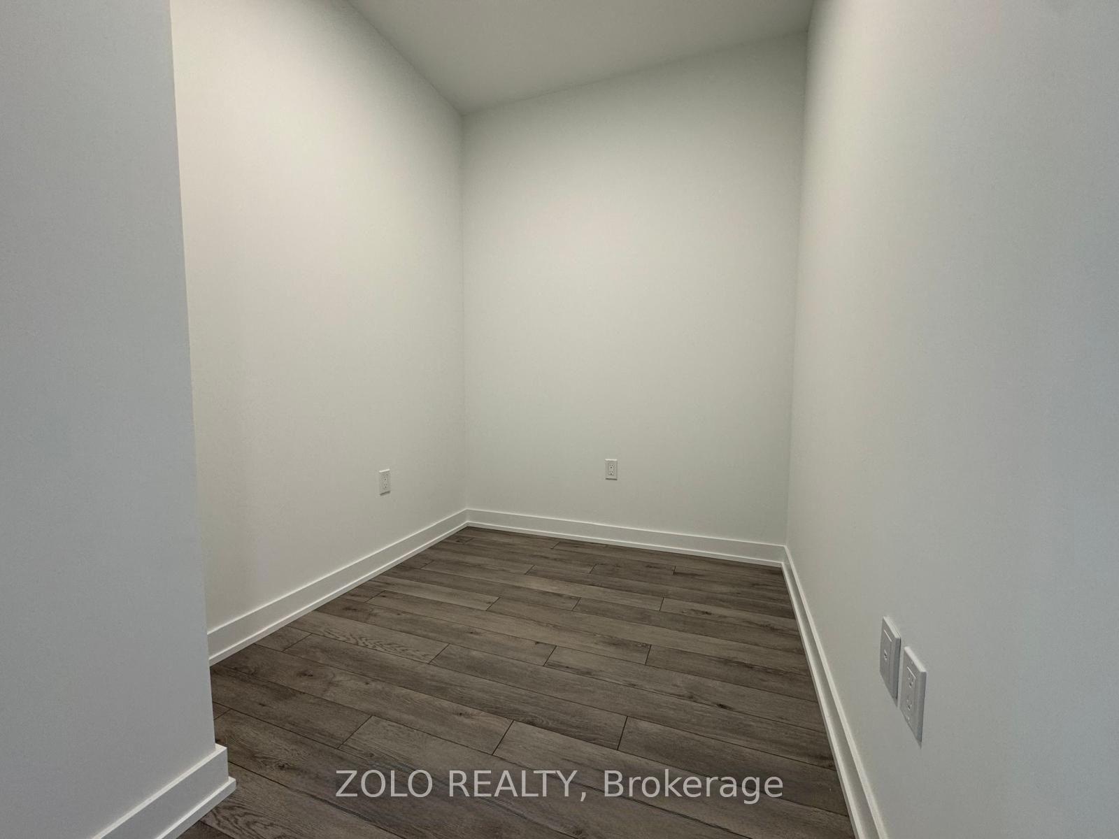 Photo 3 of Unit 534, 1005 Dundas Street E, Oakville, Joshua Meadows — HOMEH