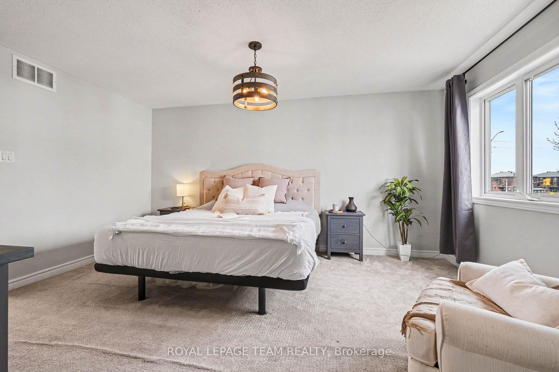 Photo 13 of 159 Montmorency Way, Ottawa, Avalon East — HOMEH