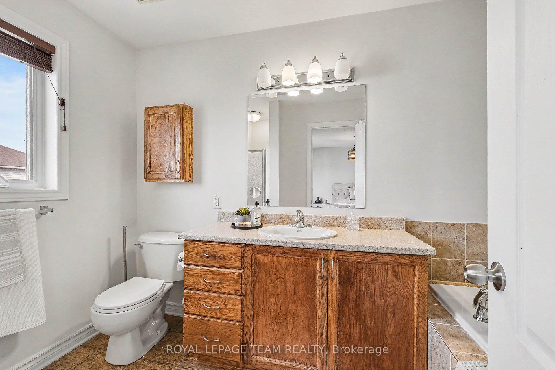 Photo 16 of 159 Montmorency Way, Ottawa, Avalon East — HOMEH