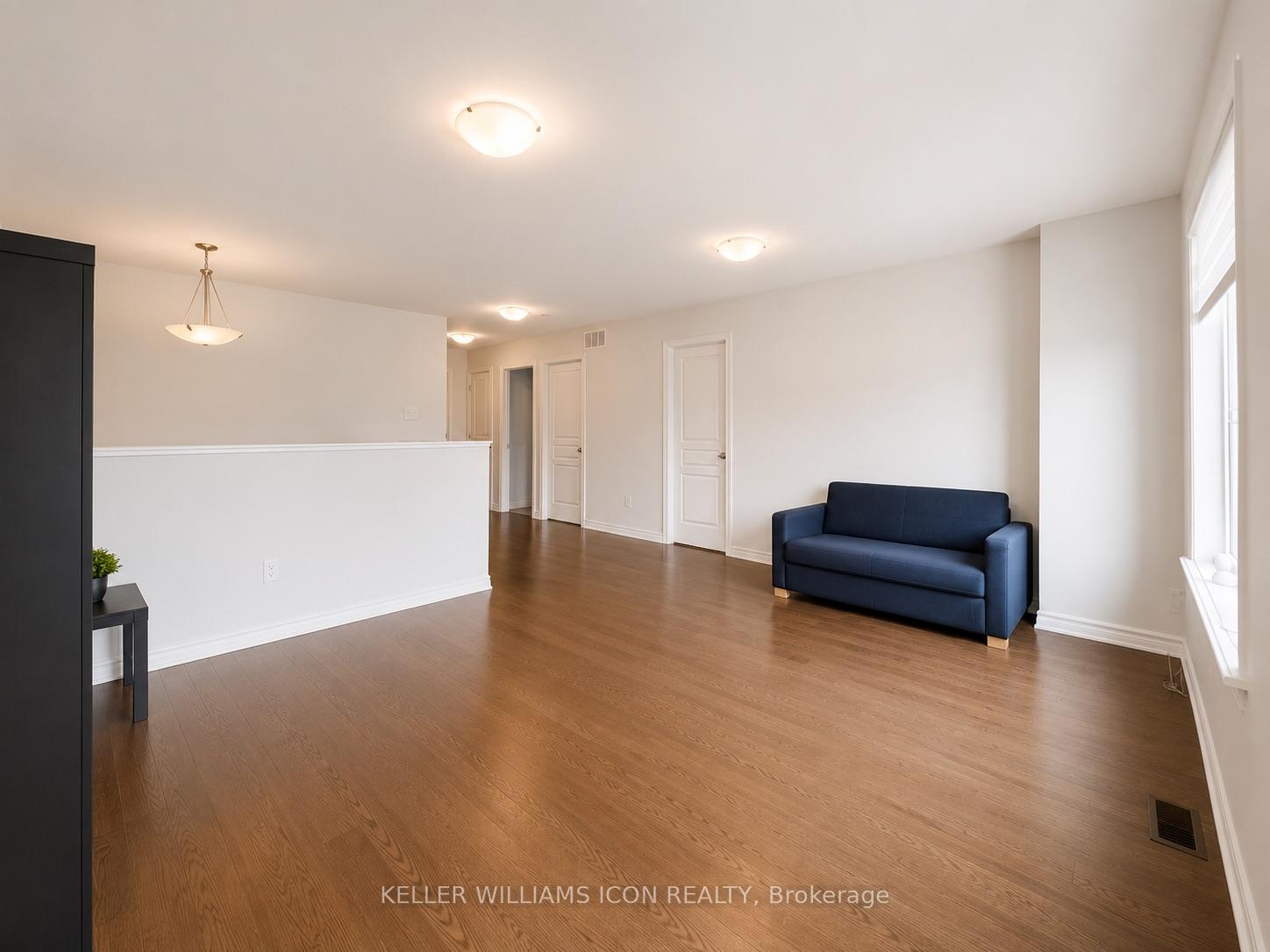 Photo 14 of 916 Ralph Hennessy Avenue, Ottawa, Riverside South/Gloucester Glen — HOMEH