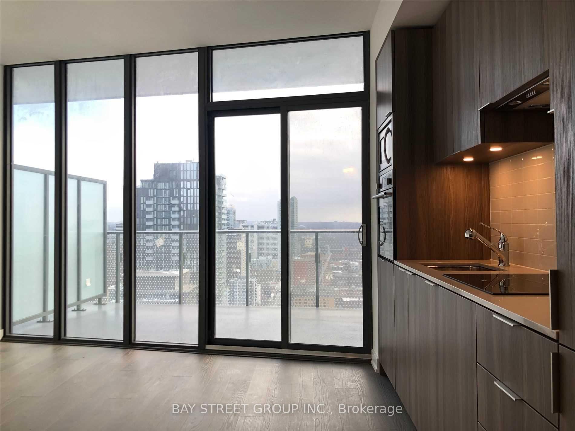 Photo 3 of Unit 2912, 11 Wellesley Street W, Toronto, Bay Street Corridor — HOMEH