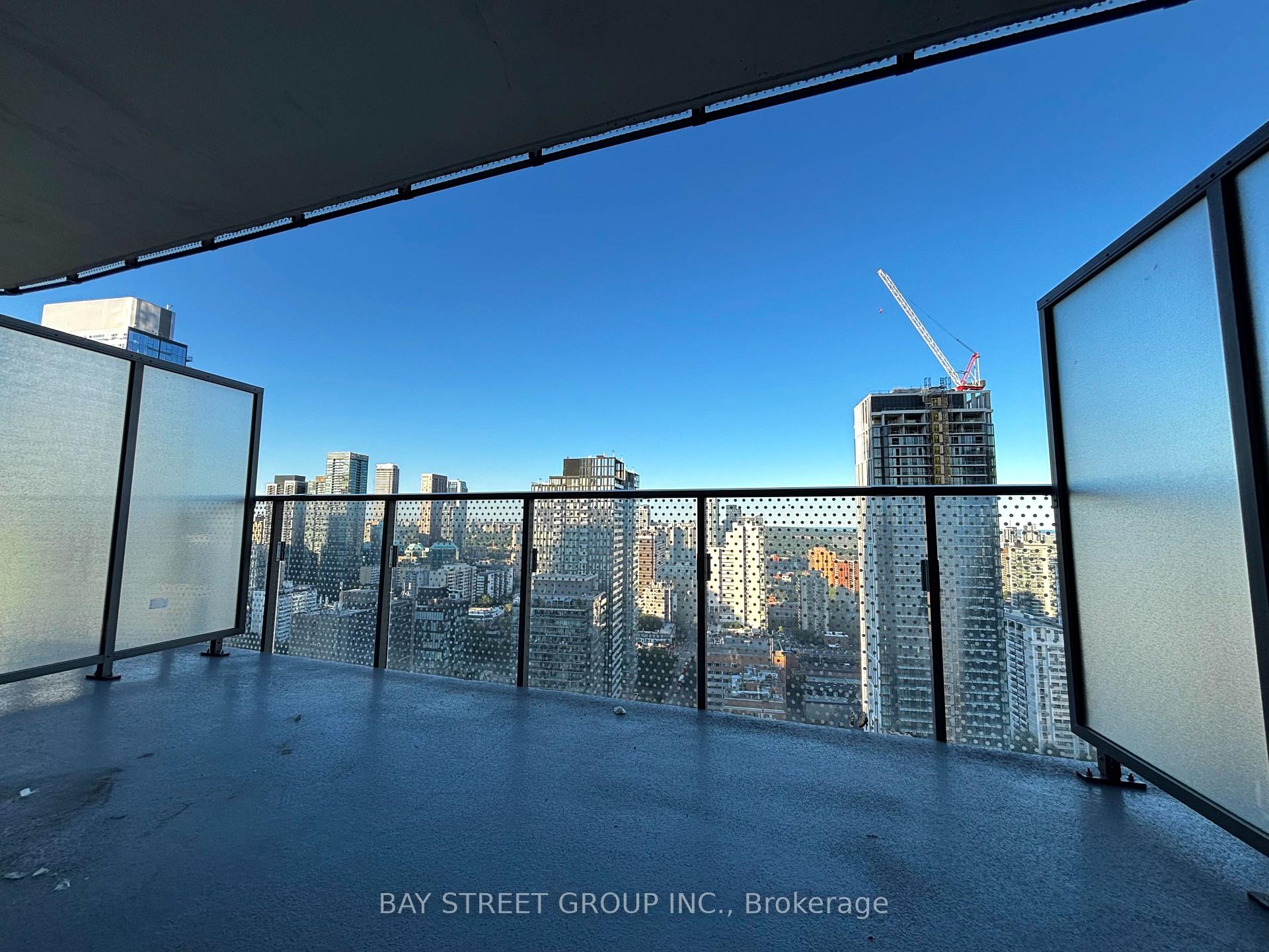 Photo 6 of Unit 2912, 11 Wellesley Street W, Toronto, Bay Street Corridor — HOMEH