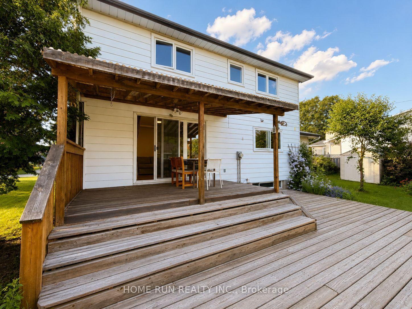 Photo 15 of 98 Canter Boulevard, Ottawa, Meadowlands/St. Claire Gardens — HOMEH
