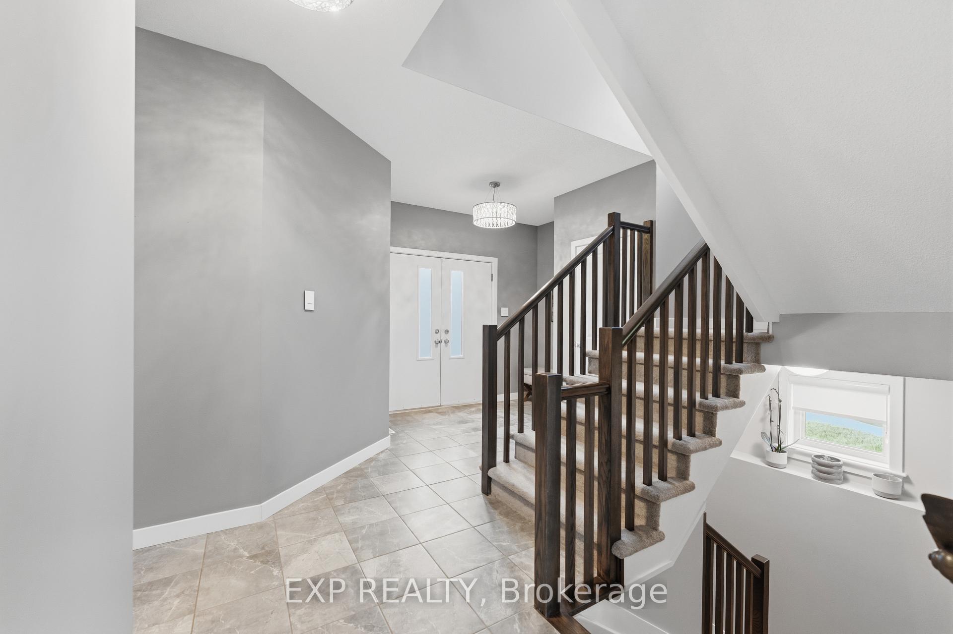Photo 5 of 307 Oxer Place, Ottawa, Kanata - Emerald Meadows/Trailwest — HOMEH
