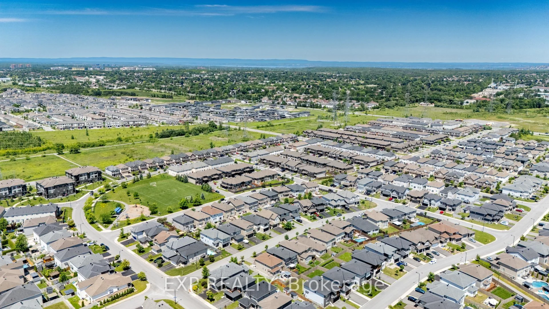 Photo 9 of 307 Oxer Place, Ottawa, Kanata - Emerald Meadows/Trailwest — HOMEH