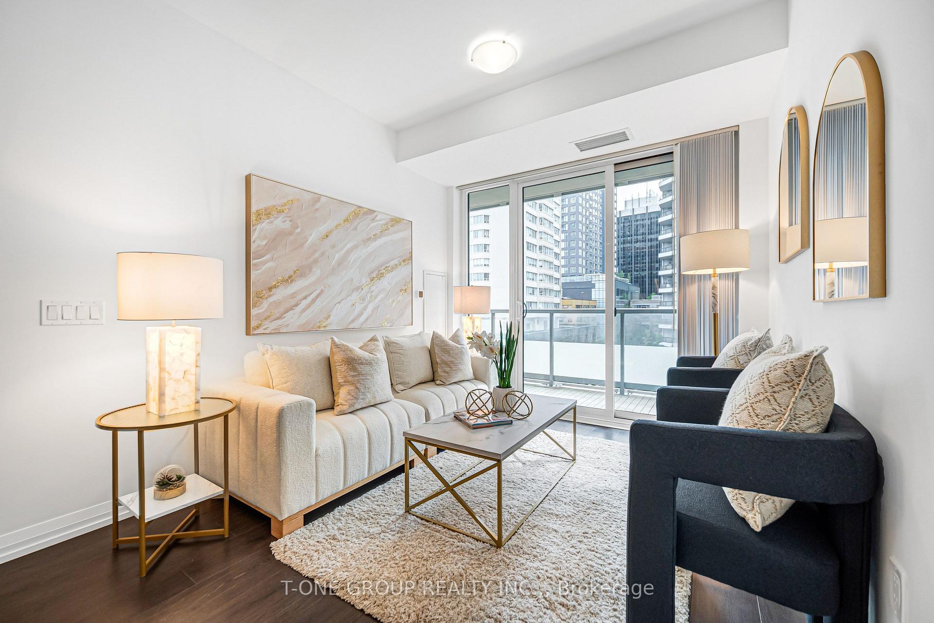 Photo 2 of Unit 610, 25 Holly Street, Toronto, Mount Pleasant East — HOMEH