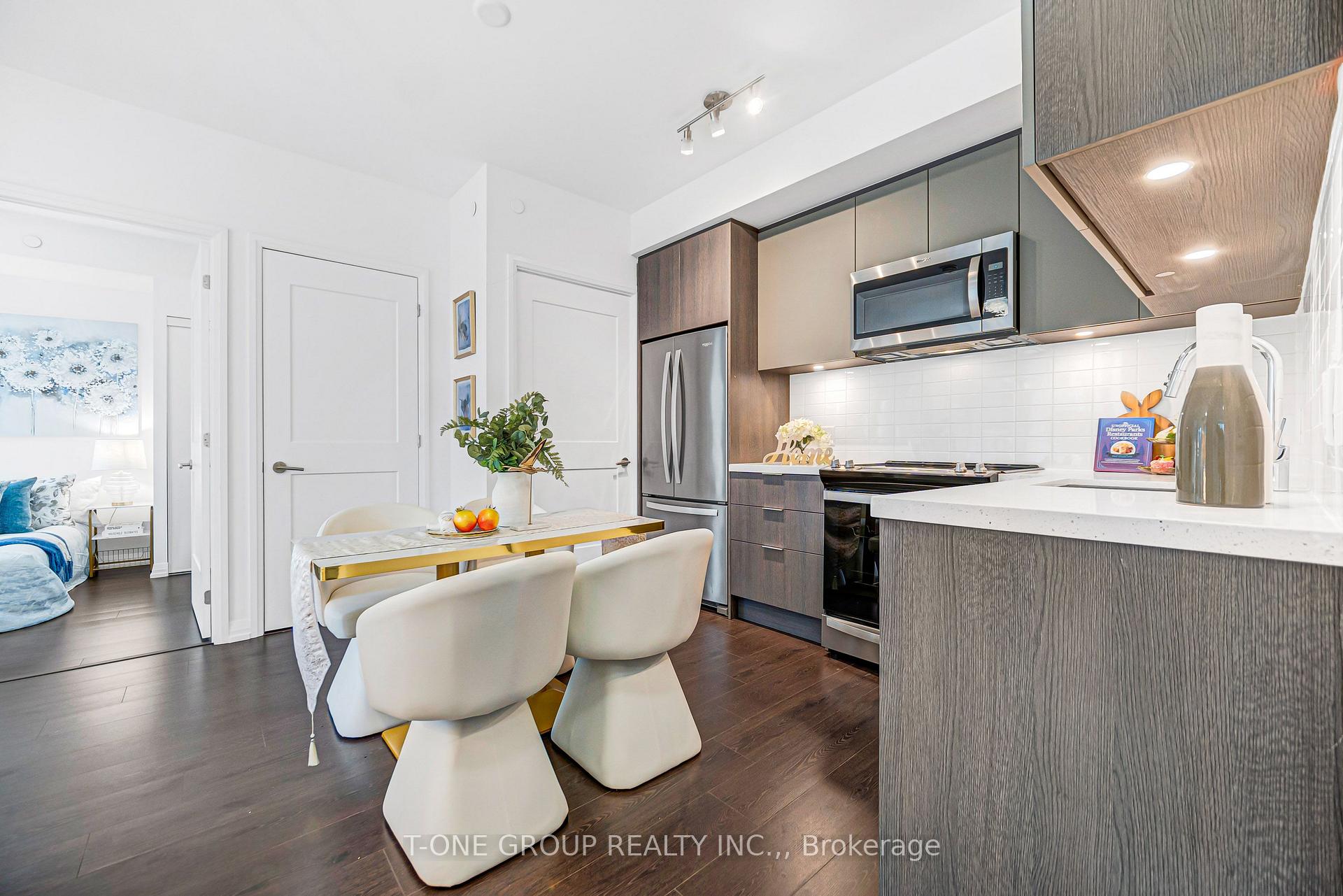 Photo 11 of Unit 610, 25 Holly Street, Toronto, Mount Pleasant East — HOMEH