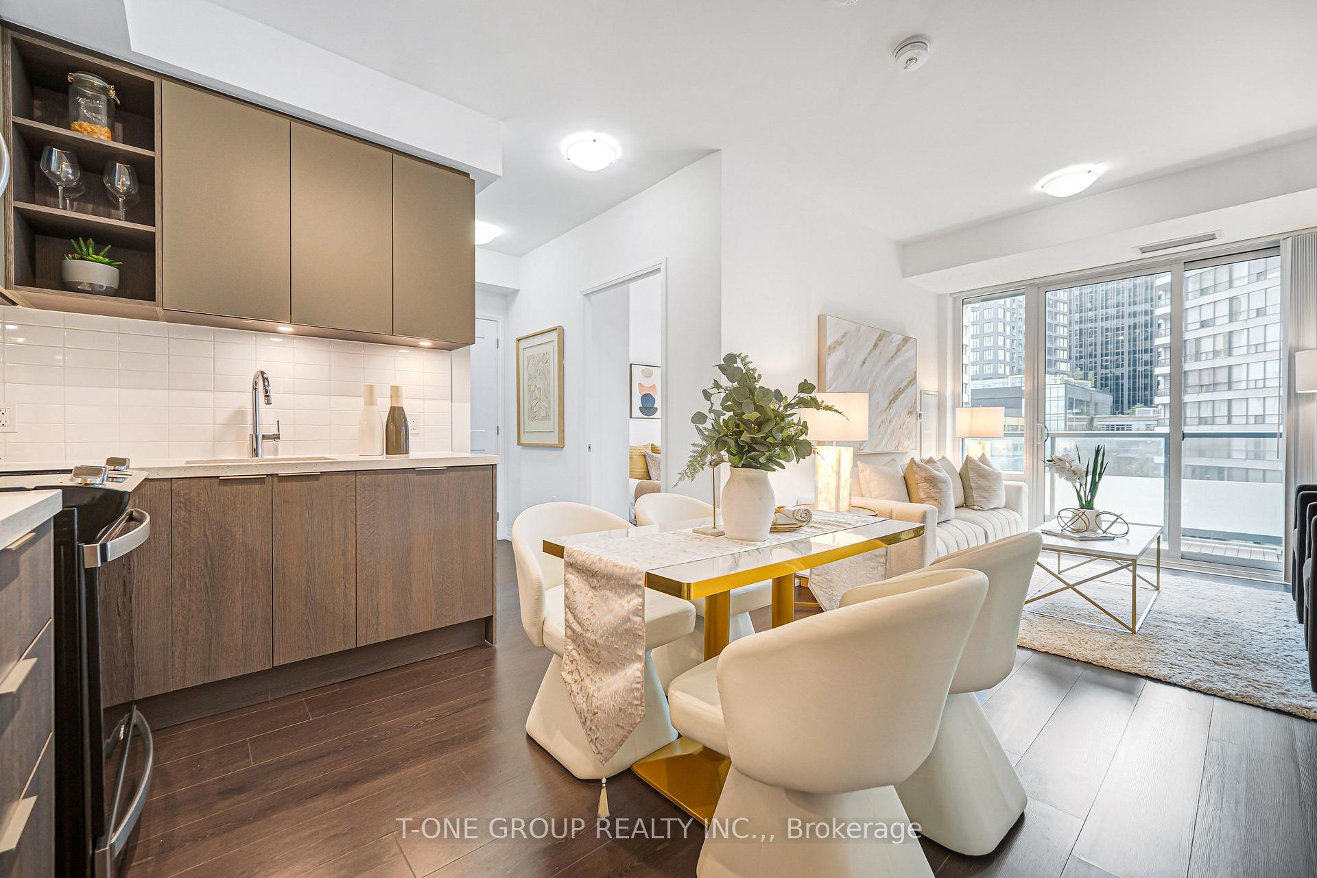 Photo 14 of Unit 610, 25 Holly Street, Toronto, Mount Pleasant East — HOMEH