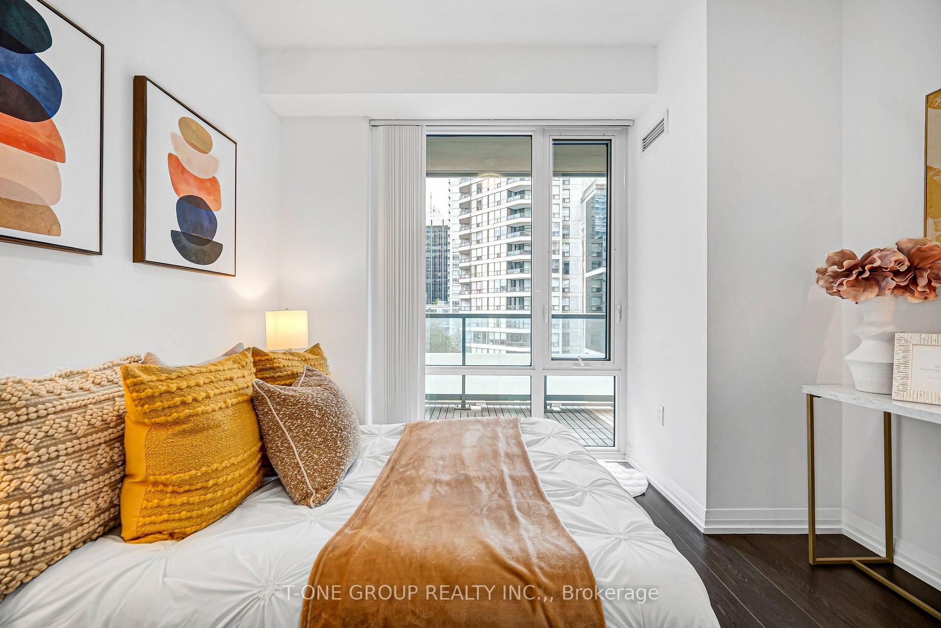 Photo 31 of Unit 610, 25 Holly Street, Toronto, Mount Pleasant East — HOMEH