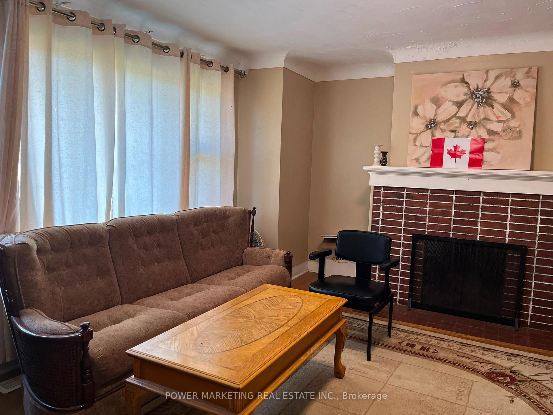 Photo 4 of 2576 Alta Vista Drive, Ottawa, Ridgemont — HOMEH
