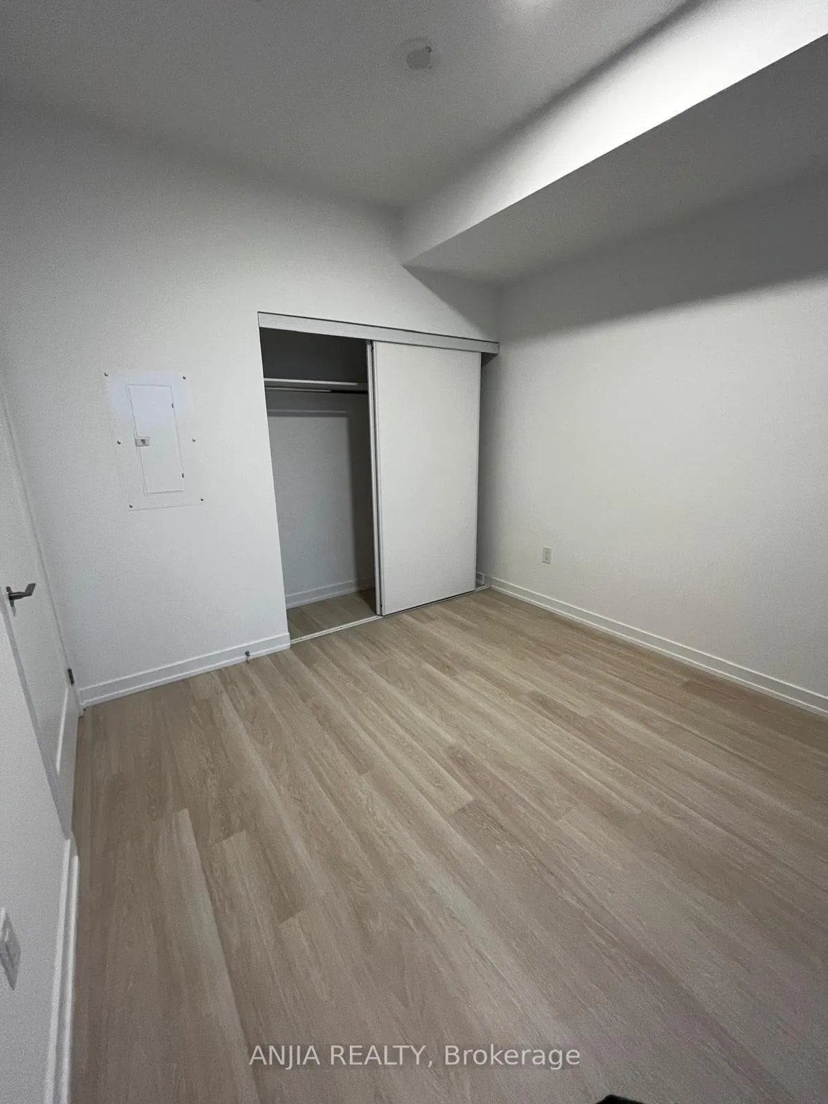 Photo 16 of Unit A301, 9763 Markham Road, Markham, Greensborough — HOMEH