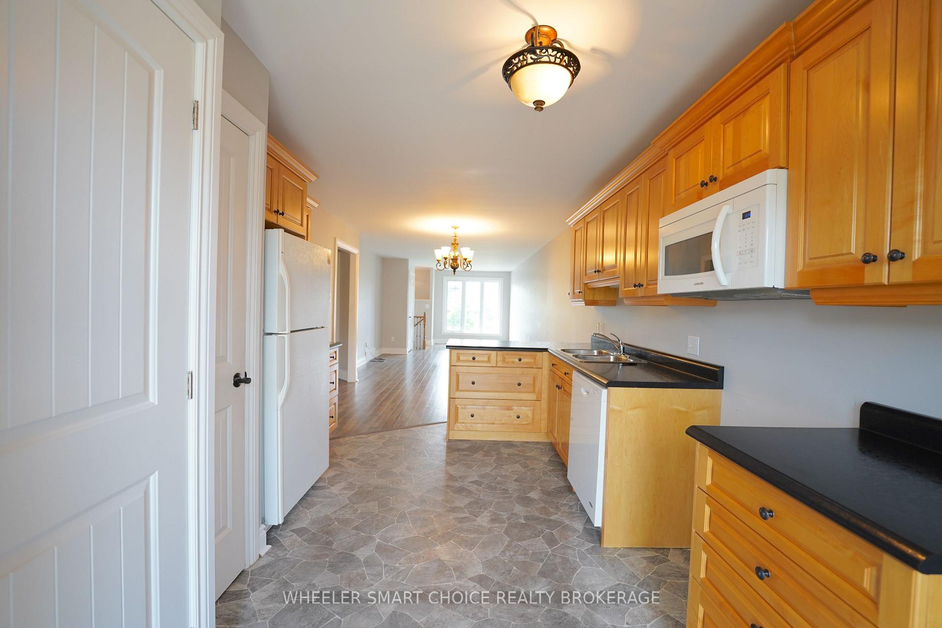 Photo 4 of 53 Mercier Avenue E, Cornwall, Cornwall — HOMEH