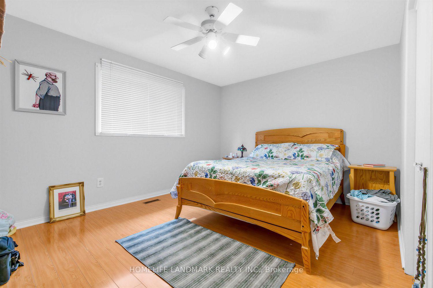 Photo 22 of 874 Sparrow Road, Newmarket, Gorham-College Manor — HOMEH