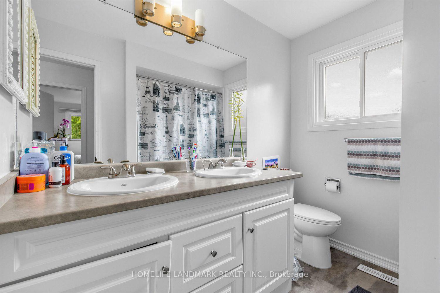 Photo 26 of 874 Sparrow Road, Newmarket, Gorham-College Manor — HOMEH