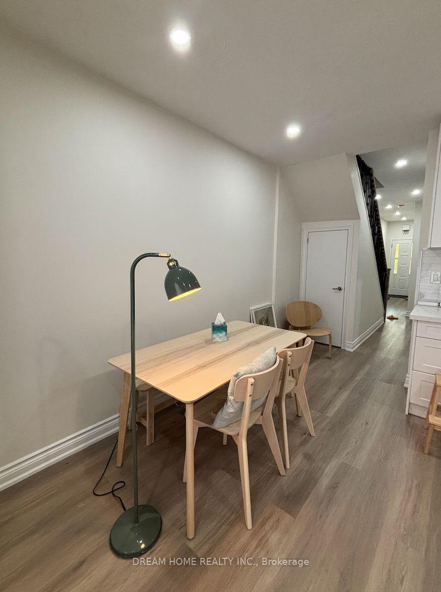 Photo 2 of Unit 101, 138 Robert Street, Toronto, University — HOMEH