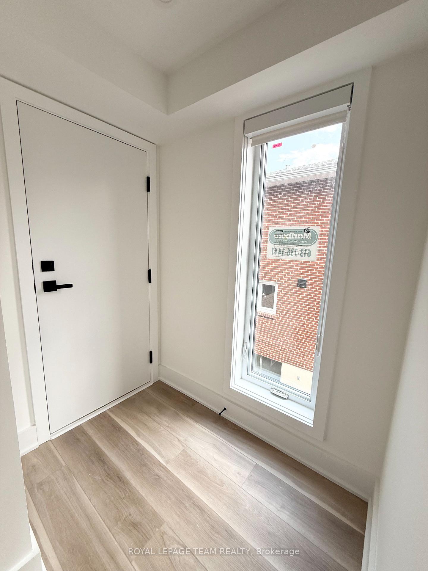 Photo 14 of Unit 5, 549 Melbourne Avenue, Ottawa, McKellar/Highland — HOMEH