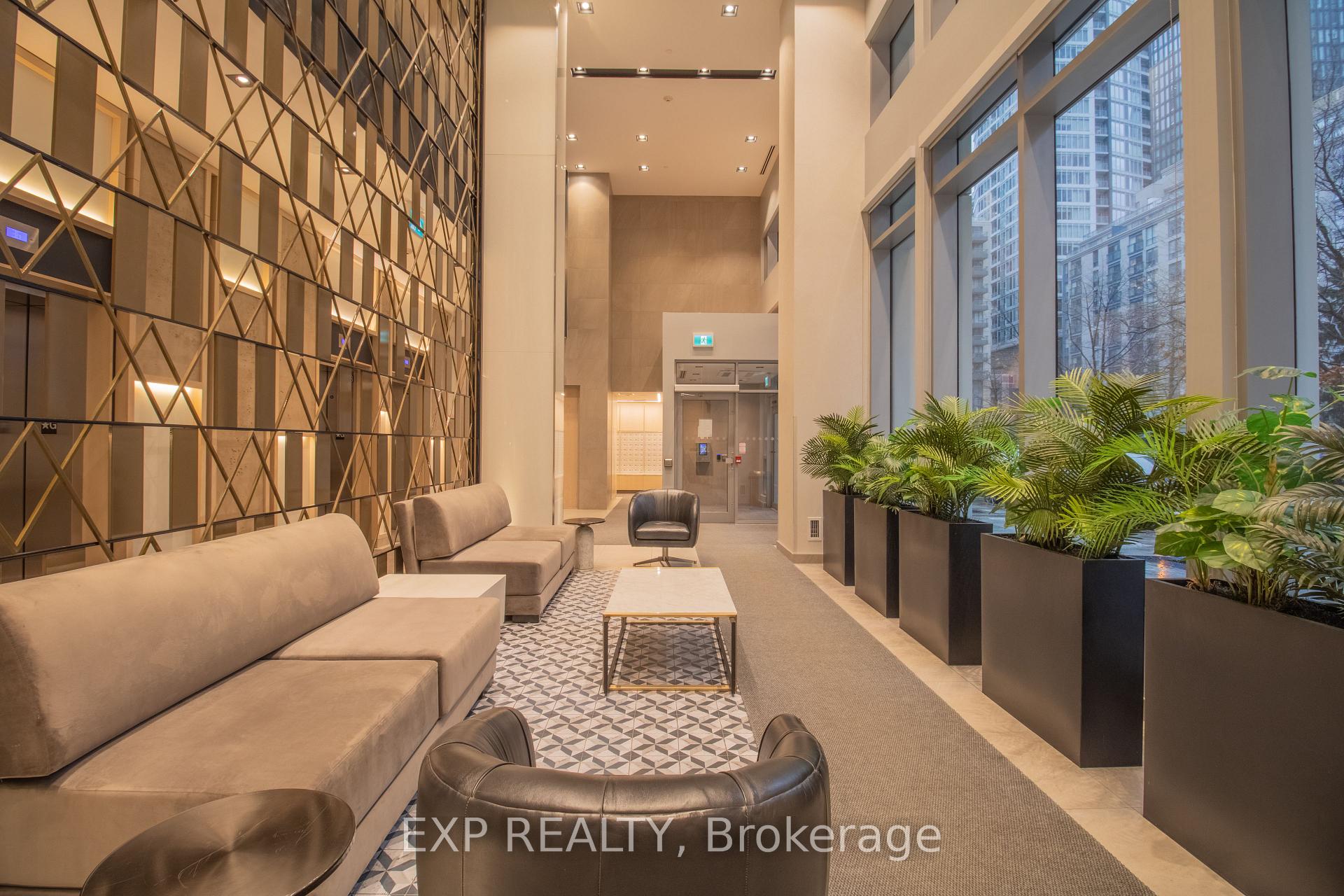 Photo 2 of Unit 2210, 77 Mutual Street, Toronto, Church-Yonge Corridor — HOMEH