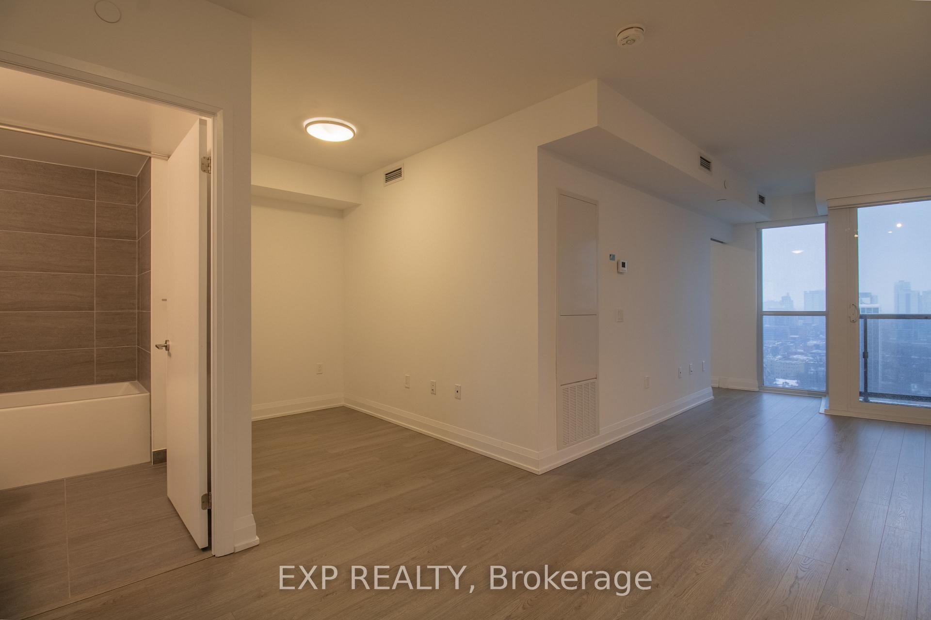 Photo 7 of Unit 2210, 77 Mutual Street, Toronto, Church-Yonge Corridor — HOMEH