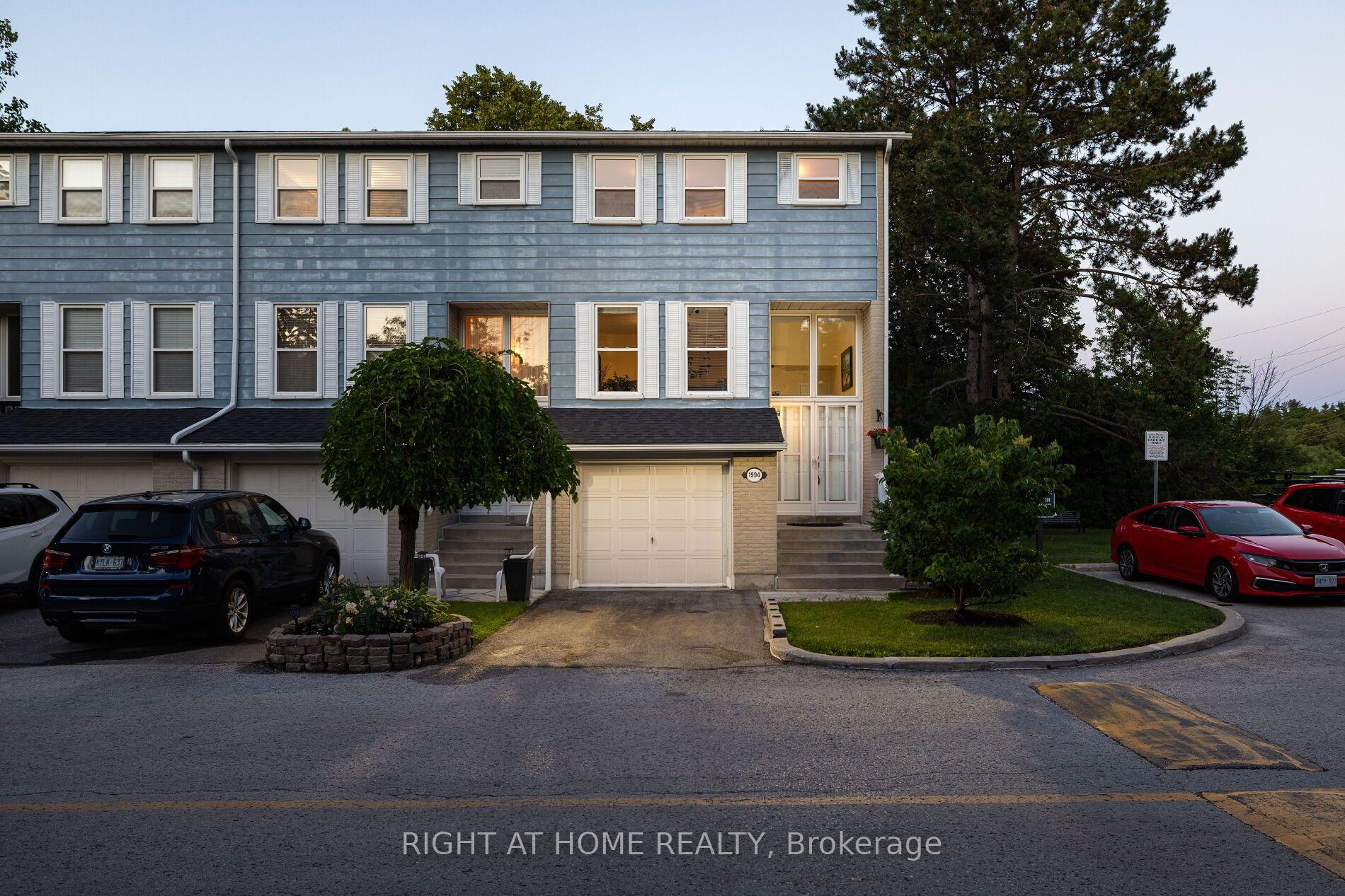 Photo 1 of 1994 John St Street, Markham, Bayview Fairway-Bayview Country Club Estates — HOMEH