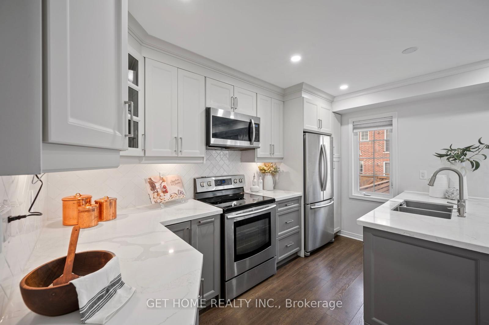 Photo 8 of 19 Benjamin Way, Whitby, Blue Grass Meadows — HOMEH