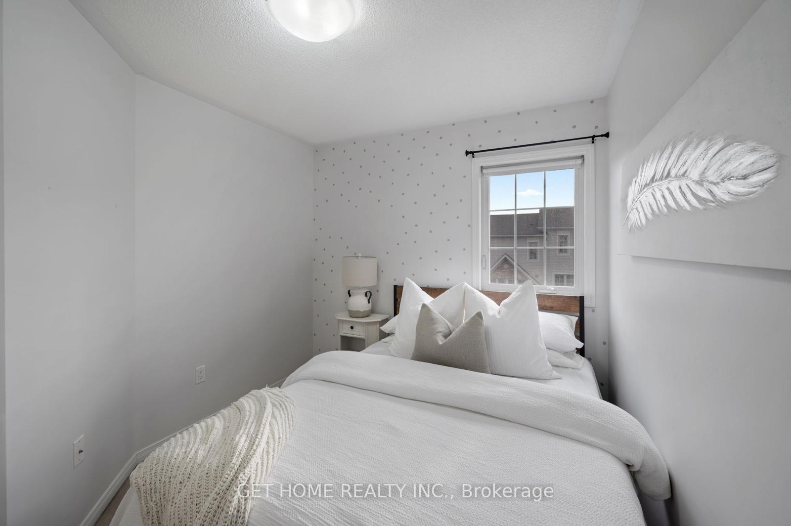 Photo 14 of 19 Benjamin Way, Whitby, Blue Grass Meadows — HOMEH