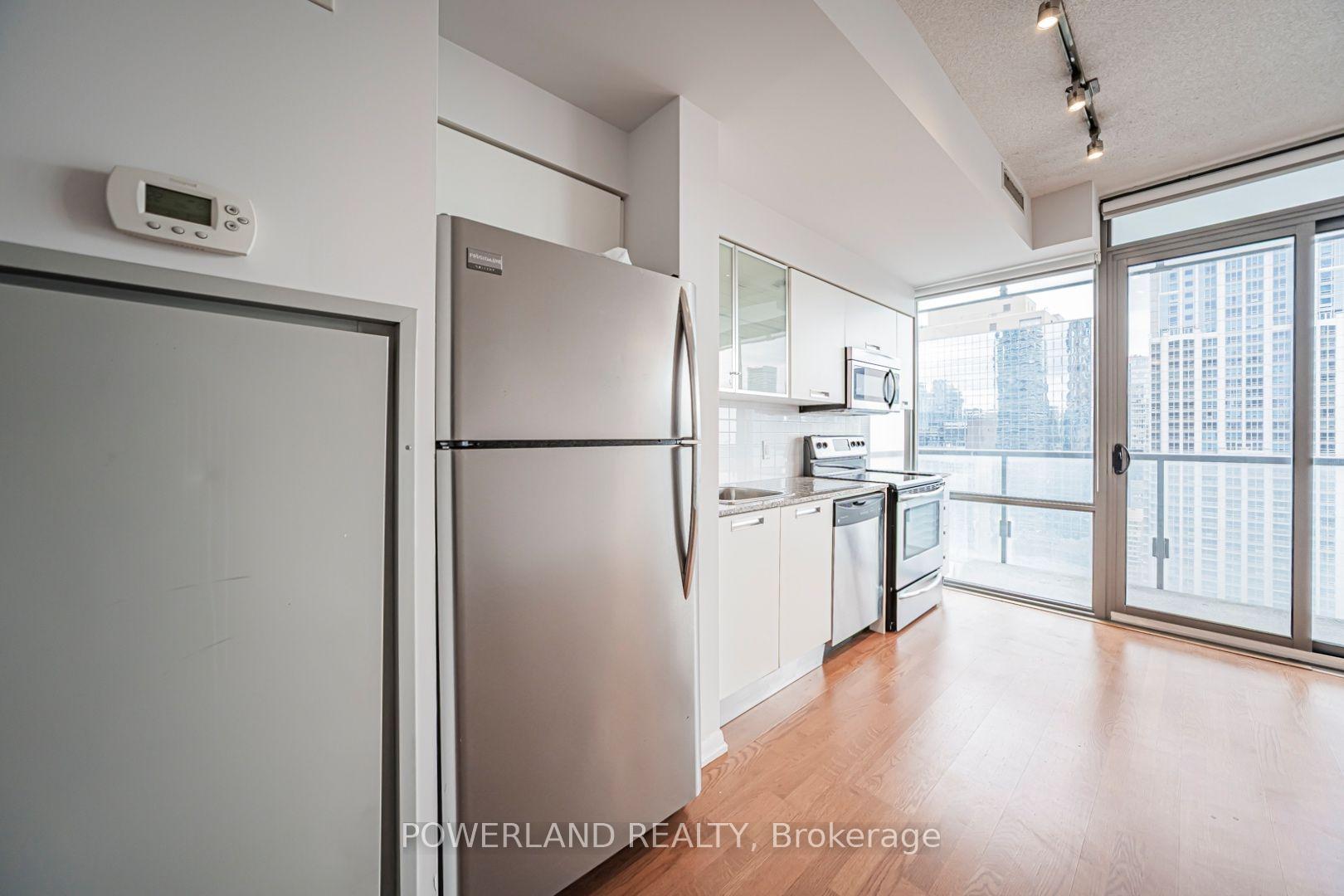 Photo 38 of Unit 2905, 38 Grenville Street, Toronto, Bay Street Corridor — HOMEH